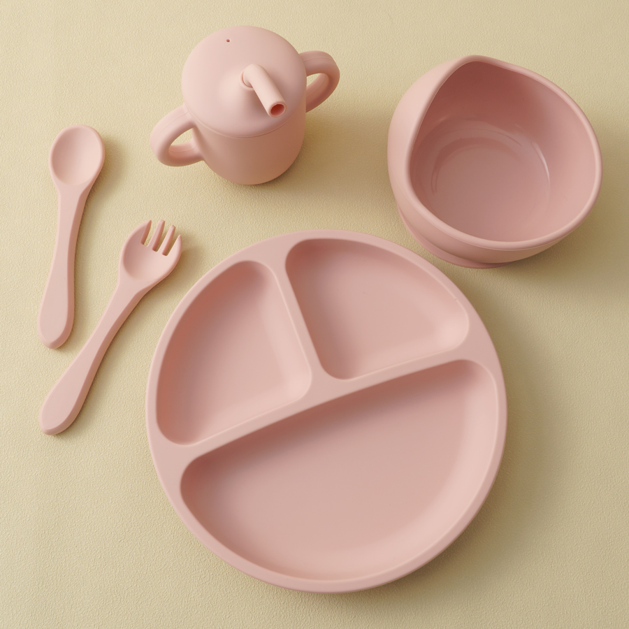 5PCS Set di stoviglie in silic - Silicone Suction Bowl recensione e prezzo